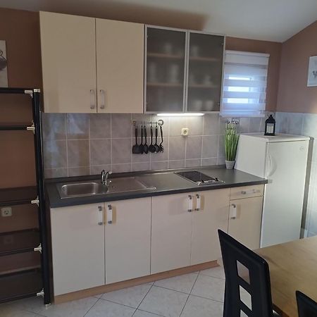 Apartmani Kraljevic Vodice Bagian luar foto