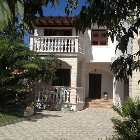 Apartmani Kraljevic Vodice Bagian luar foto
