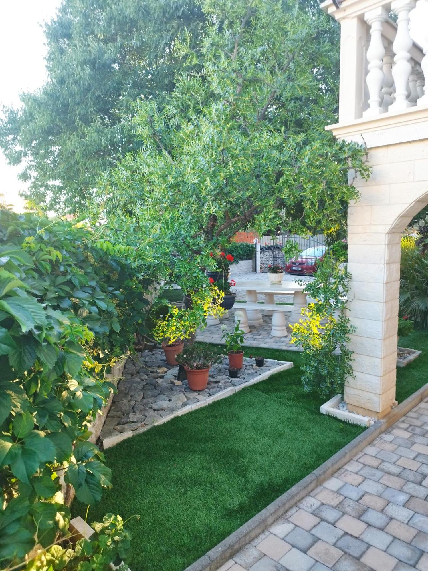 Apartmani Kraljevic Vodice Bagian luar foto