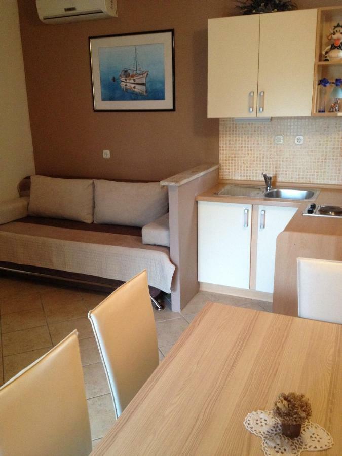 Apartmani Kraljevic Vodice Bagian luar foto