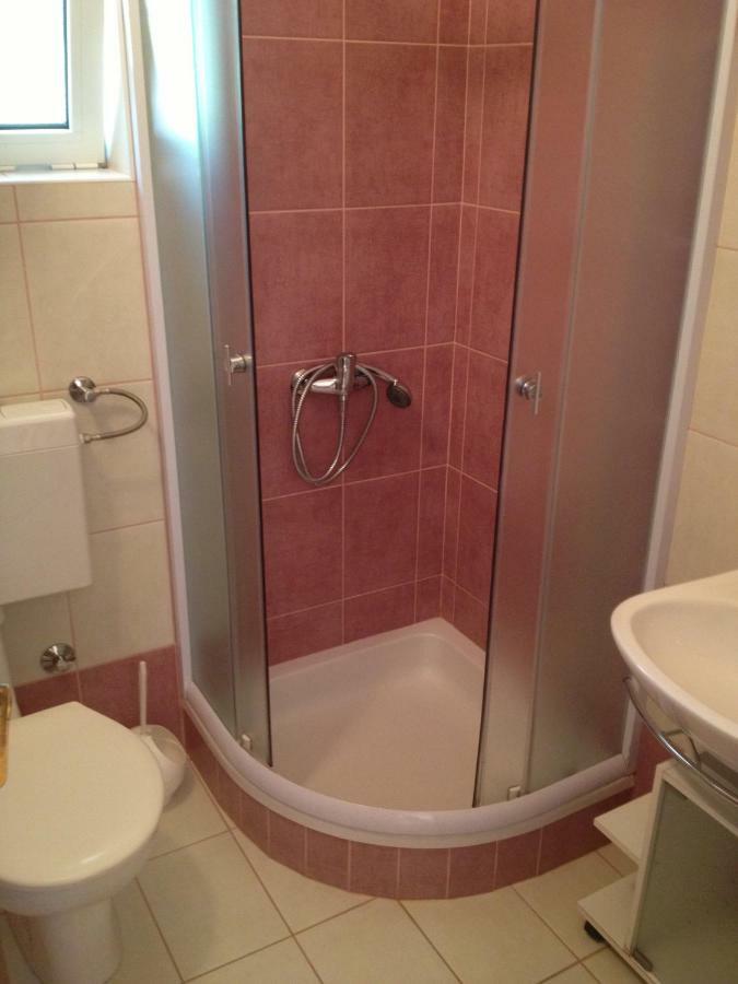 Apartmani Kraljevic Vodice Bagian luar foto