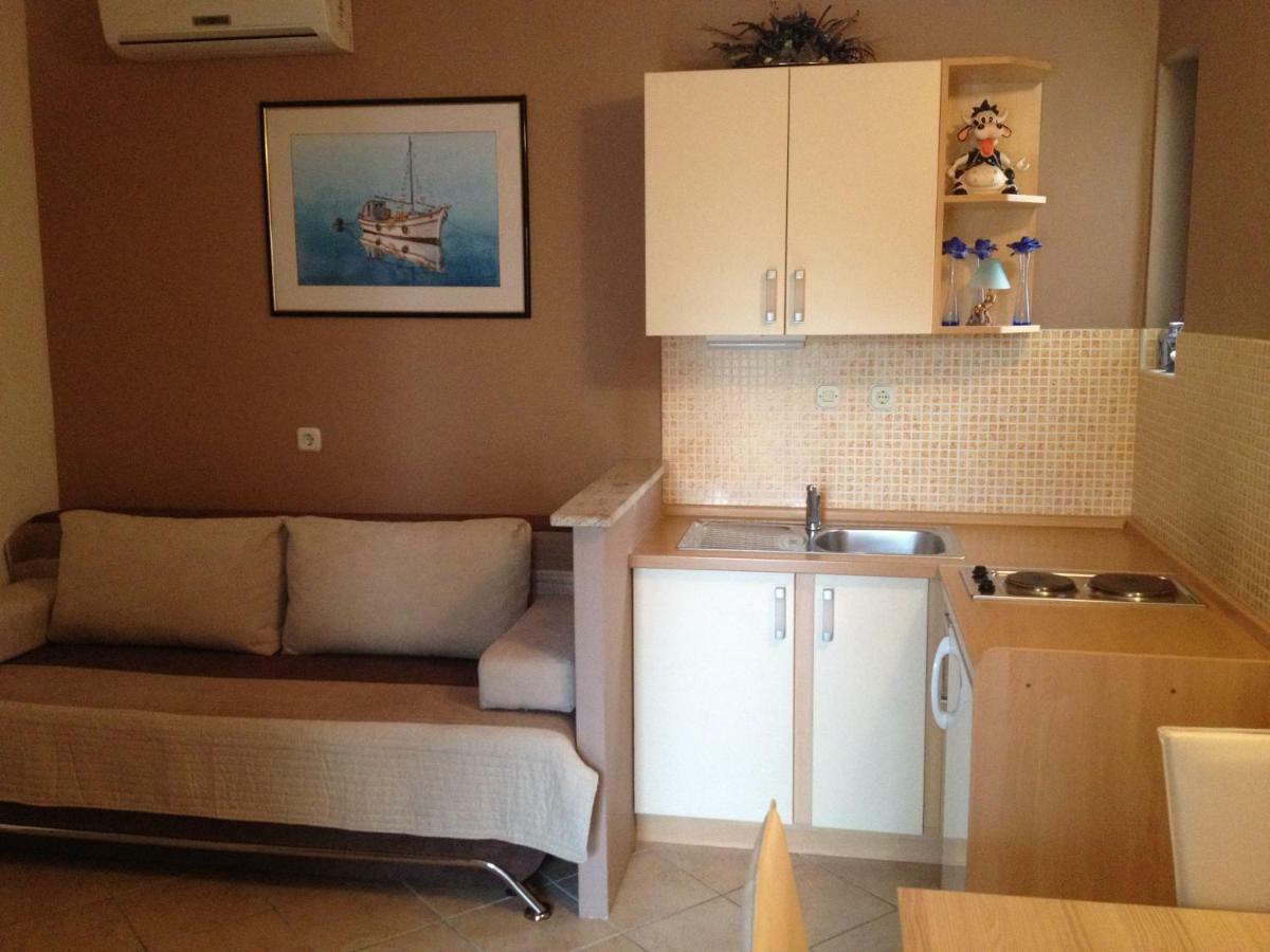 Apartmani Kraljevic Vodice Bagian luar foto